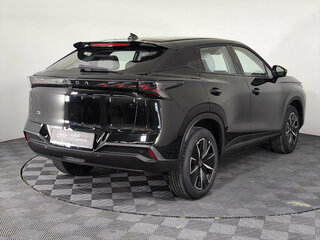 2026 Omoda C5 II, чёрный, 2629000 рублей, вид 3
