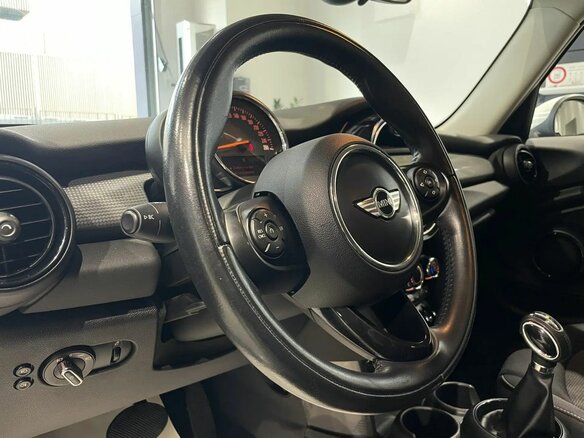 2016 Mini Hatch Cooper III (F55/F56), голубой, 1450000 рублей - вид 12