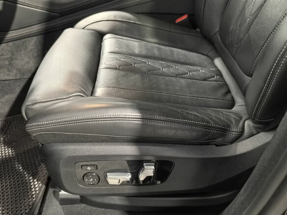 2020 BMW X6 30d III (G06), чёрный, 8980000 рублей - вид 15