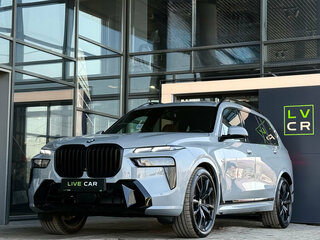2026 BMW X7 40i I (G07) Рестайлинг, серый, 17500000 рублей, вид 3