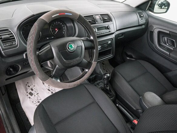 2012 Skoda Fabia II Рестайлинг, красный, 729000 рублей - вид 7
