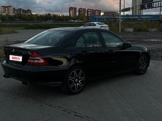 2006 Mercedes-Benz C-Класс 180 II (W203) Рестайлинг, чёрный, 800000 рублей, вид 2