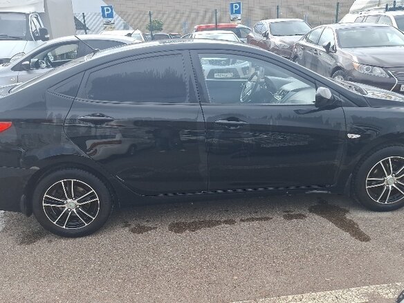 2013 Hyundai Solaris I, чёрный - вид 1