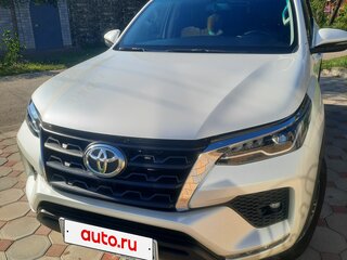 2021 Toyota Fortuner II Рестайлинг, белый, 5600000 рублей, вид 1