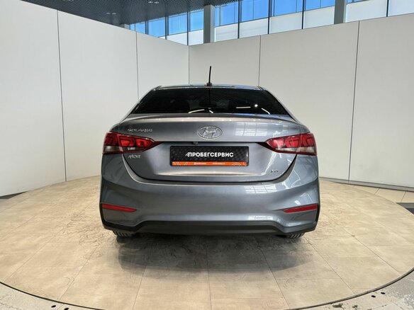 2020 Hyundai Solaris II, серый, 1330000 рублей - вид 5