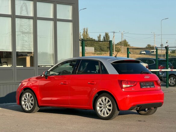 2013 Audi A1 I (8X), красный, 920000 рублей - вид 12