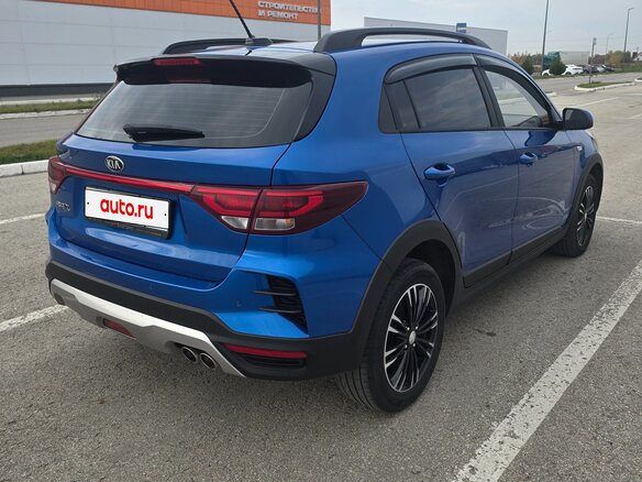 2021 Kia Rio X IV Рестайлинг, синий, 1850000 рублей - вид 5