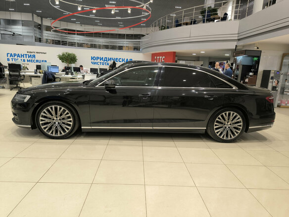 2018 Audi A8 55 TFSI IV (D5), чёрный, 3099000 рублей - вид 7