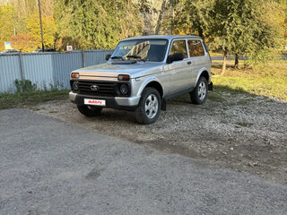 2017 Lada (ВАЗ) 2121 (4x4) Urban I Рестайлинг, серебристый, 530000 рублей, вид 1