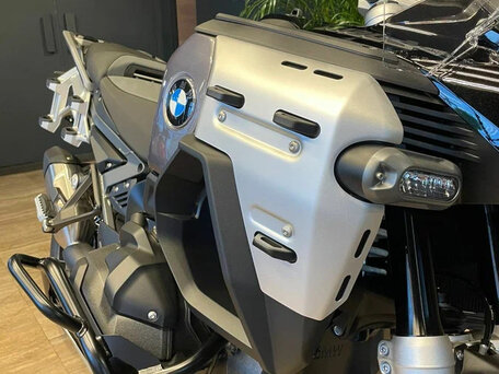 2025 BMW R 1300 GS Adventure, серый, 3650000 рублей, вид 2