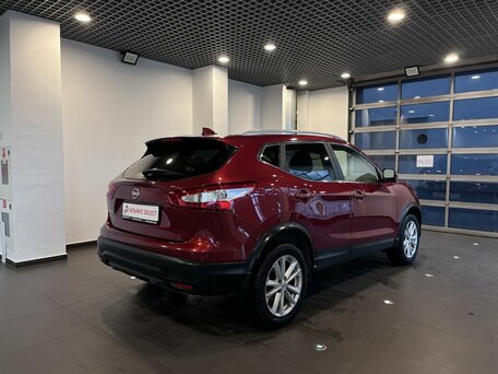 2018 Nissan Qashqai II, красный, 1850000 рублей, вид 3