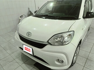 2019 Toyota Passo III Рестайлинг, белый, 990000 рублей, вид 4