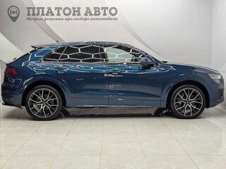 2019 Audi Q8 45 TDI I (4M), синий, 5350000 рублей, вид 4