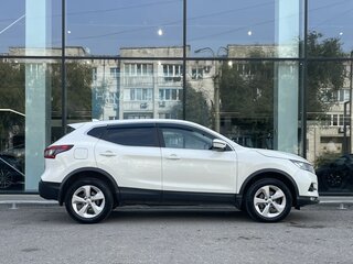 2019 Nissan Qashqai II Рестайлинг, белый, 2070000 рублей, вид 4