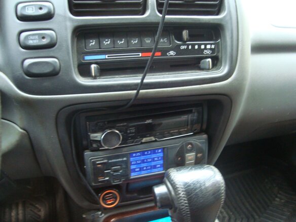 2001 Suzuki Grand Vitara XL-7 I, серебристый, 600000 рублей - вид 5