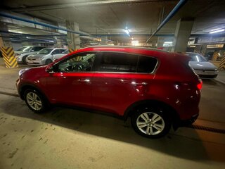 2019 Kia Sportage IV Рестайлинг, красный, 2450000 рублей, вид 5