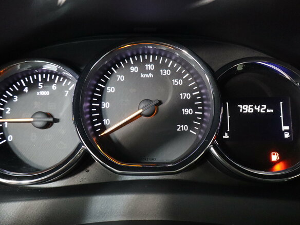 2021 Renault Logan II Рестайлинг, красный, 1099000 рублей - вид 17