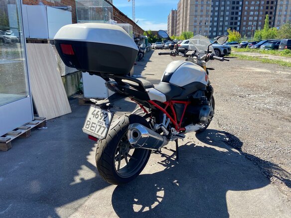 2017 BMW R 1200 R, белый, 1700000 рублей - вид 3