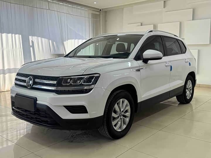 Открыть фотографии: Volkswagen Tharu I