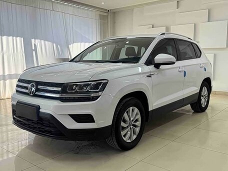Volkswagen Tharu I