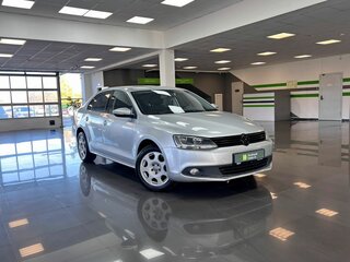 2013 Volkswagen Jetta VI, серебристый, 890000 рублей, вид 5