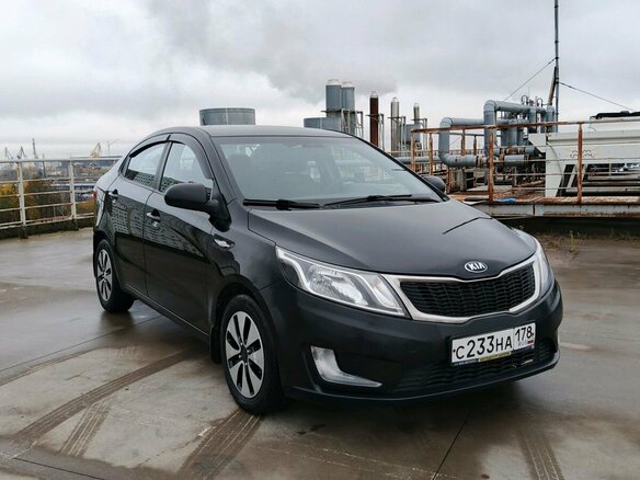 2015 Kia Rio 6-speed III, чёрный, 840000 рублей - вид 3