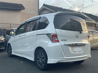 2015 Honda Freed I Рестайлинг 2, белый, 862000 рублей, вид 5