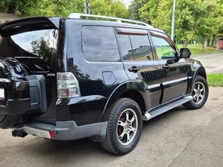 2008 Mitsubishi Pajero IV, чёрный, 2130000 рублей, вид 4