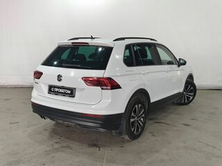 2020 Volkswagen Tiguan II, белый, 2195000 рублей, вид 4