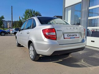 2026 Lada (ВАЗ) Granta I Рестайлинг, серебристый, 1151900 рублей, вид 3
