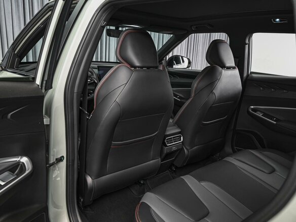 2023 Geely Boyue Cool, зелёный - вид 10