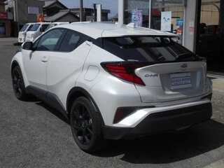 2023 Toyota C-HR I Рестайлинг, белый, 1361000 рублей, вид 4