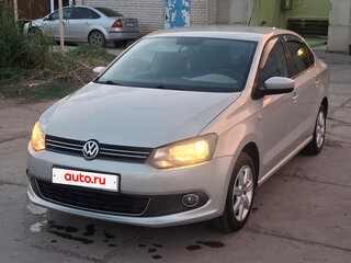 2011 Volkswagen Polo V, серебристый, 750000 рублей, вид 3