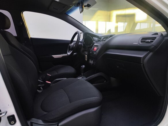 2012 Kia Rio 4-speed III, белый - вид 10