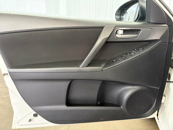 2010 Mazda 3 II (BL), белый, 857000 рублей - вид 15