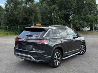 2023 Volkswagen Tayron I Рестайлинг, серый, 2690000 рублей, вид 2