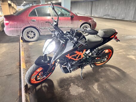 2022 KTM 390 Duke, оранжевый, 530000 рублей, вид 3