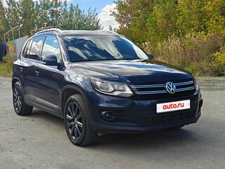 2016 Volkswagen Tiguan I Рестайлинг, синий, 1600000 рублей, вид 3