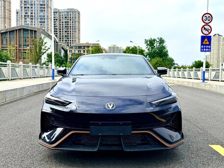 2025 Changan UNI-V I Рестайлинг 2, чёрный, 3370000 рублей, вид 3