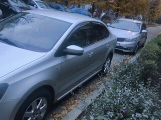 2012 Volkswagen Polo V, серебристый, 500000 рублей, вид 3