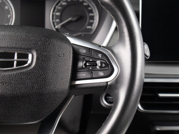 2021 Geely Coolray I, серебристый, 1559000 рублей - вид 9