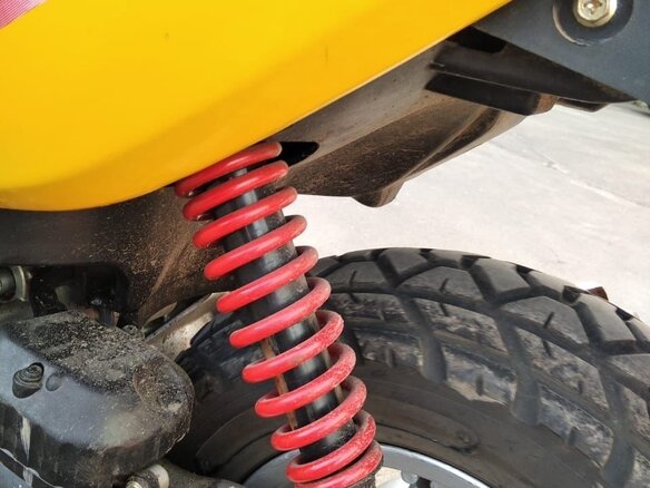 1999 Yamaha BWs, жёлтый, 99000 рублей - вид 6
