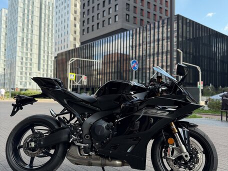 2026 Yamaha YZF-R9, чёрный, 1680000 рублей, вид 3