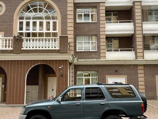 1992 Toyota Hilux Surf II Рестайлинг, серый, 685000 рублей, вид 3
