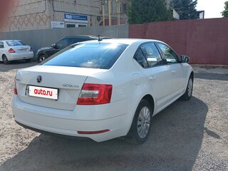2018 Skoda Octavia III (A7) Рестайлинг, белый, 1430000 рублей, вид 5