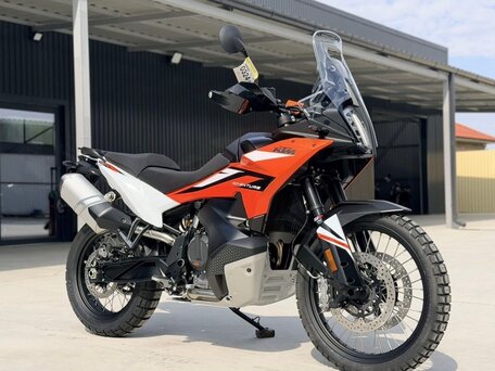 2024 KTM 890 Adventure, красный, 1300000 рублей, вид 1