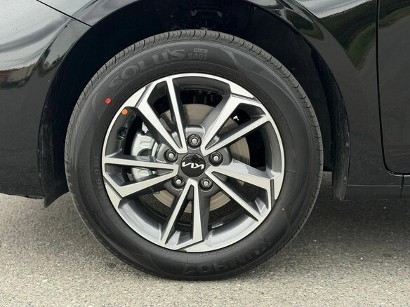 2026 Kia K3 II (China Market) Рестайлинг, чёрный, 2100000 рублей - вид 6