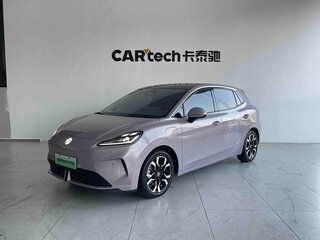 2025 MG 4 EV 53.95 kWh II, серебристый, 1790000 рублей, вид 1