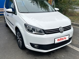 2012 Volkswagen Touran I Рестайлинг 2, белый, 1100000 рублей, вид 2