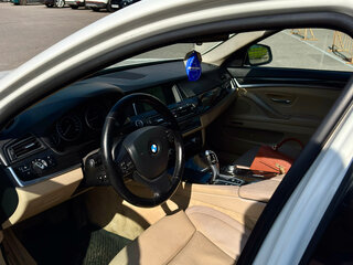 2012 BMW 5 серии 528i xDrive VI (F10/F11/F07), белый, 1700000 рублей, вид 5